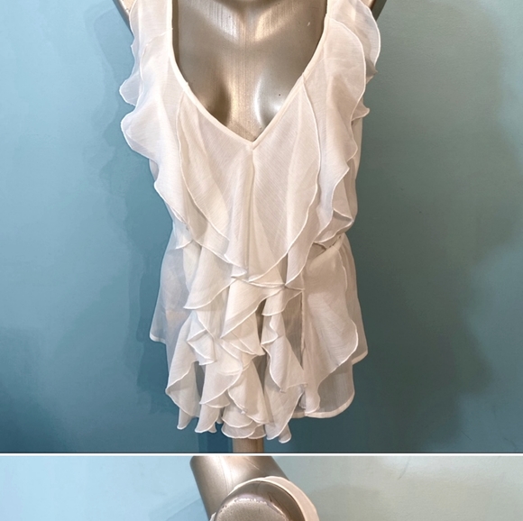 🏝BOGO🏝New York & Company ruffled top - Picture 1 of 2